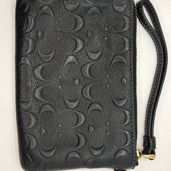 Coach Signature Black Leather Wristlet Wallet Embossed Logo Gold Hardware EUC - Picture 4 of 7